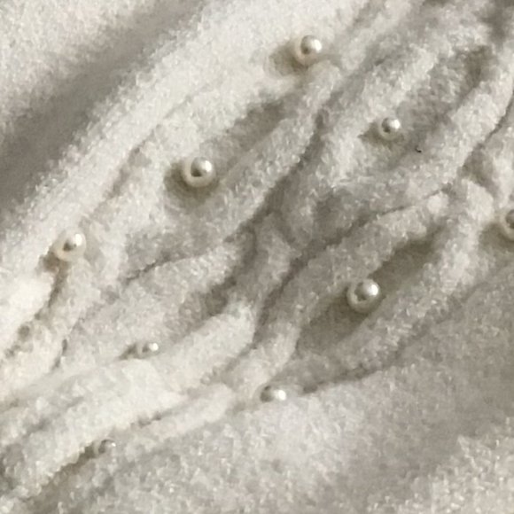 Crown & Ivy Marilyn Pearl White Off Shoulder Sweater 1X - Picture 10 of 14